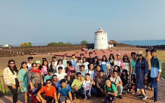 SRCians on an Educational Tour to Lonavala, Imagica & Goa!!