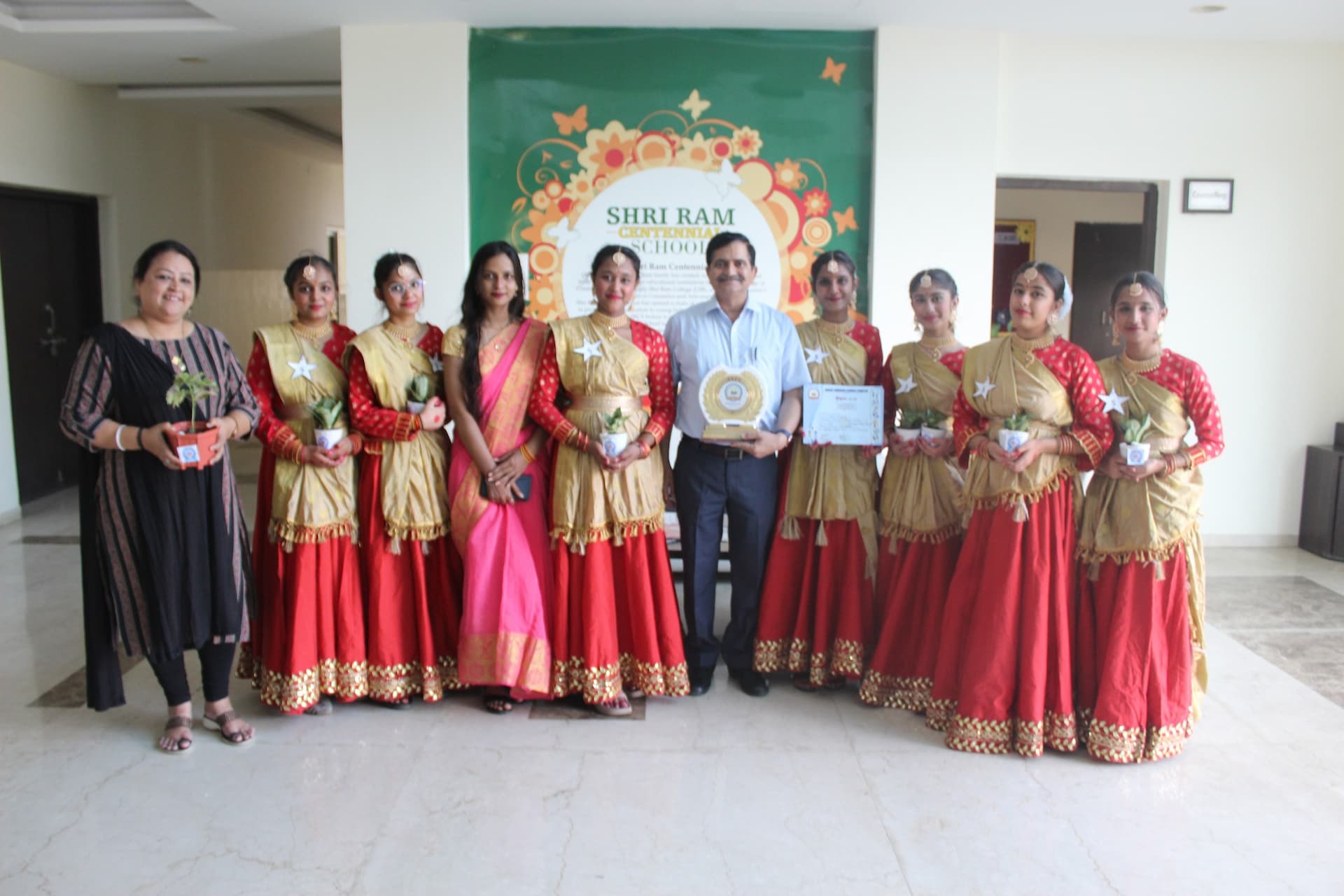 SRCS celebrates the rhythm of success!! (Dance Comp)